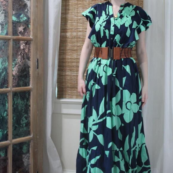 Flowy navy and green - Picture 1 of 3
